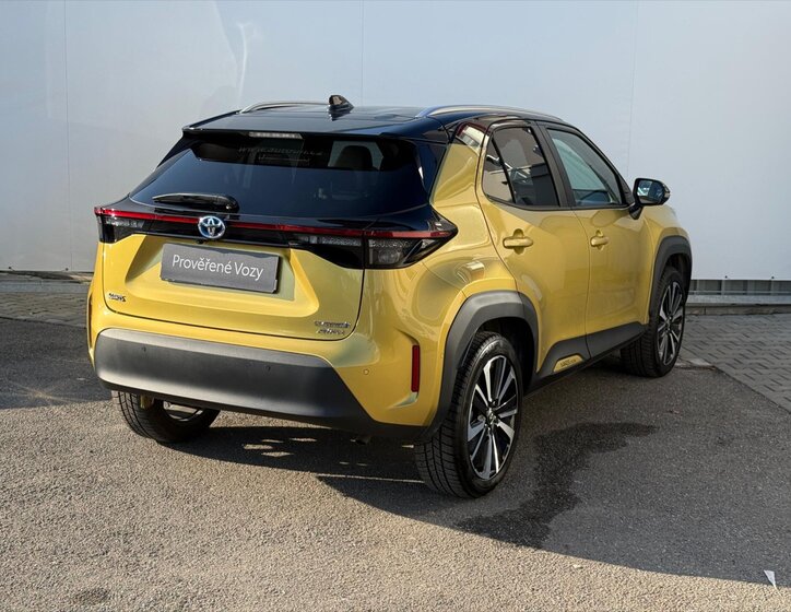 Toyota Yaris Cross SUV 1,5 l 68 kw