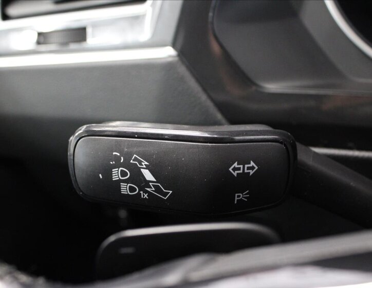 Volkswagen Tiguan SUV / Terénní 2,0 l 137 kw