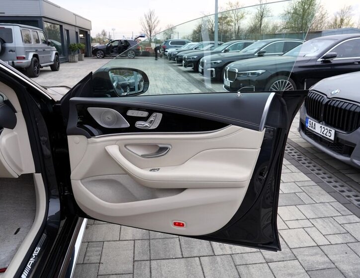 Mercedes-Benz AMG GT Sedan / Limuzína 3,0 l 325 kw