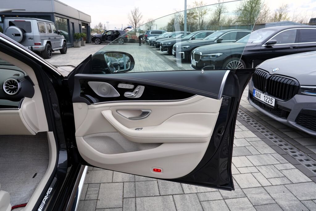 Mercedes-Benz AMG GT Sedan / Limuzína 3,0 l 325 kw