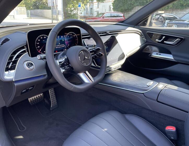 Mercedes-Benz Třídy E 6