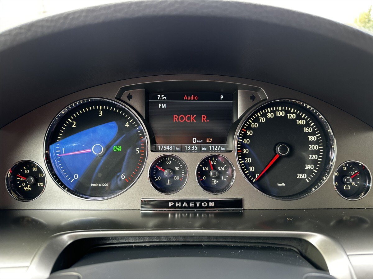 Volkswagen Phaeton Sedan 3,0 l 176 kw