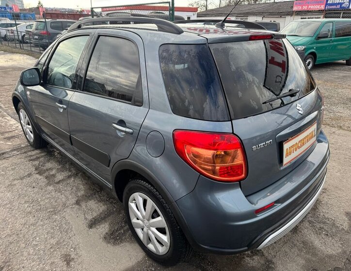 Suzuki SX4 Hatchback 1,6 l 79 kw