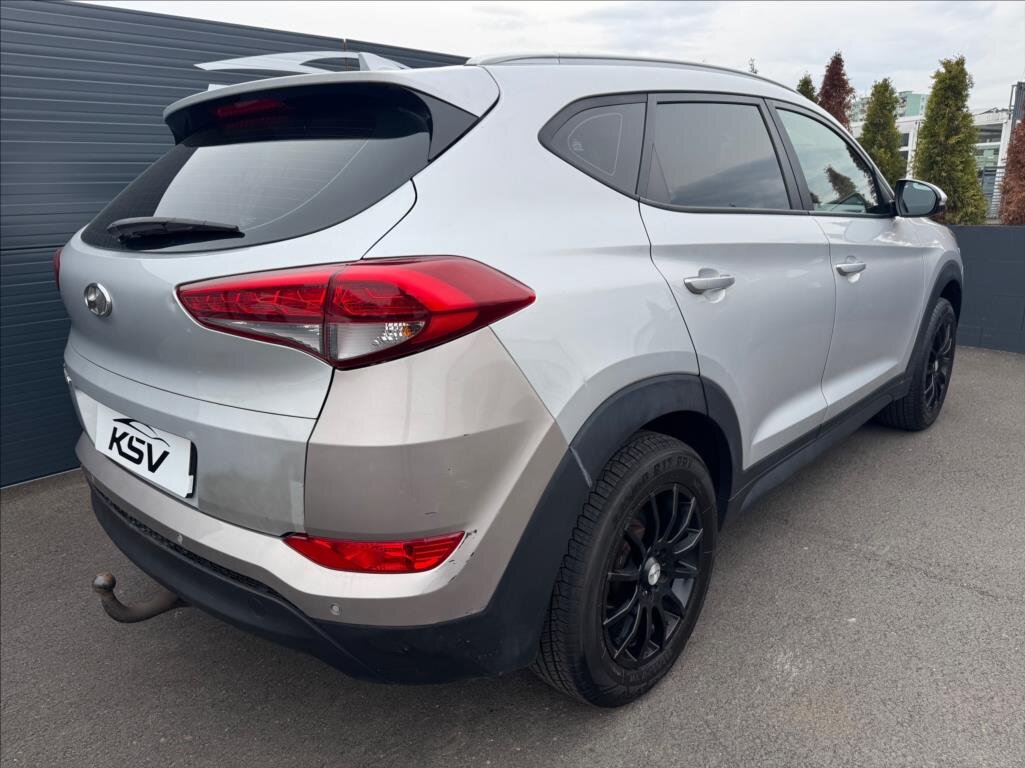 Hyundai Tucson SUV / Terénní 1,6 l 97 kw