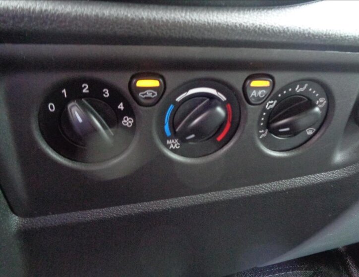 Ford Transit Ostatní 2,0 l 96 kw