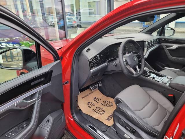 Volkswagen Touareg SUV 3,0 l 210 kw