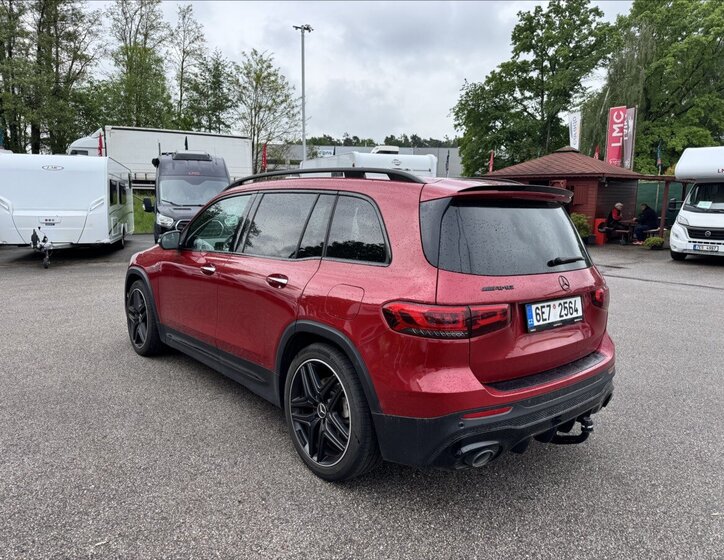 Mercedes-Benz GLB SUV / Terénní 2,0 l 225 kw