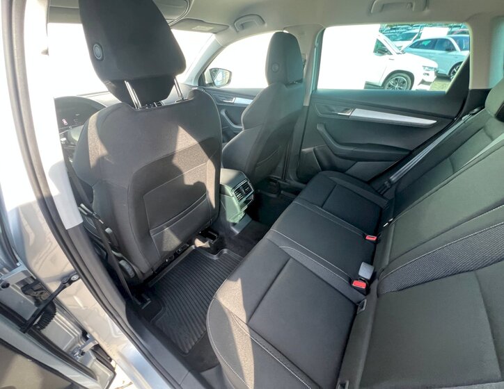 Škoda Karoq SUV / Terénní 1,5 l 110 kw