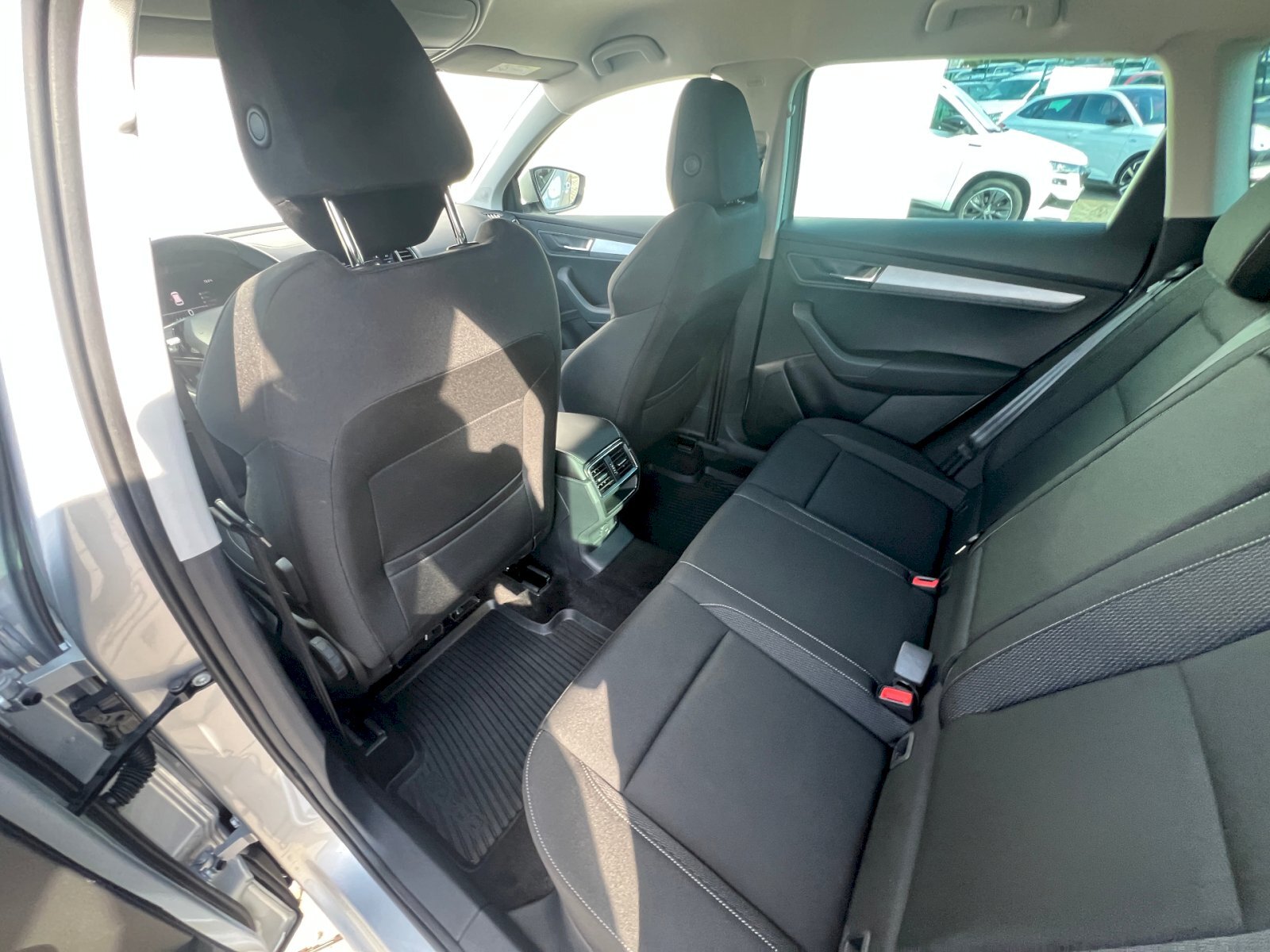 Škoda Karoq SUV / Terénní 1,5 l 110 kw