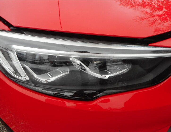 Opel Insignia Kombi 2,0 l 125 kw