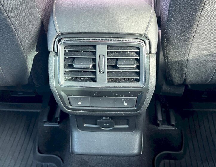 Škoda Karoq SUV / Terénní 1,5 l 110 kw