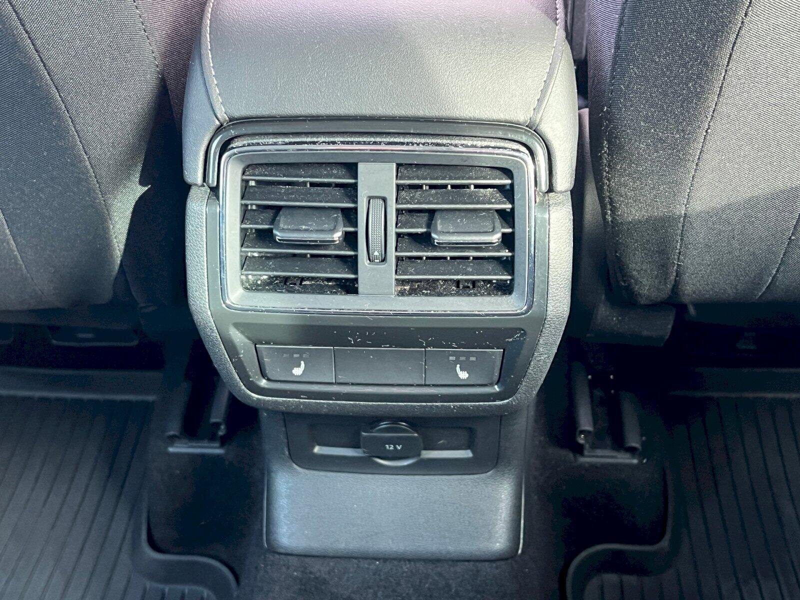 Škoda Karoq SUV / Terénní 1,5 l 110 kw