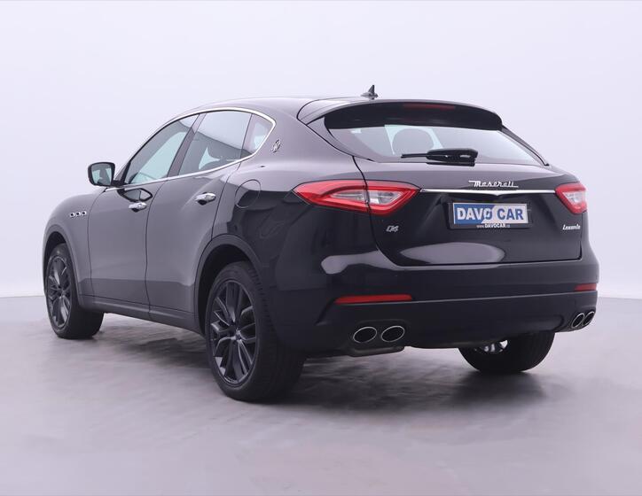 Maserati Levante 5