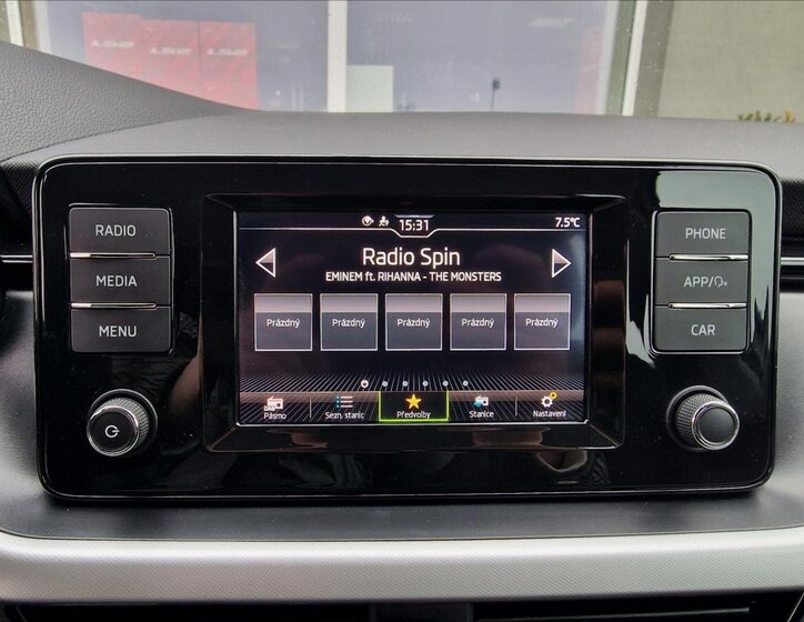 Škoda Scala Hatchback 999,0 81 kw