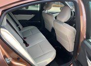 Toyota Camry Sedan / Limuzína 2,5 l 137 kw