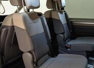 Volkswagen Multivan 16