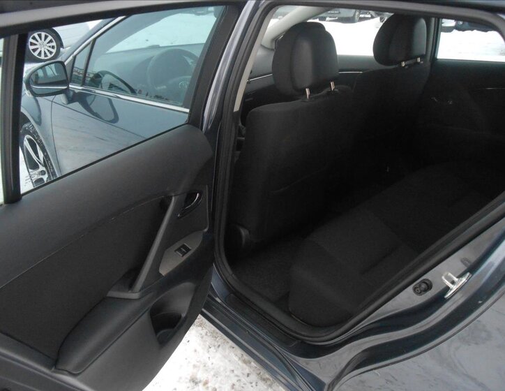 Toyota Avensis Kombi 1,8 l 108 kw