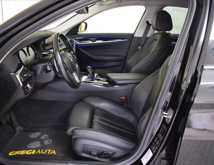 BMW Řada 5 Sedan / Limuzína 3,0 l 195 kw