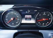 Mercedes-Benz Třídy E 12