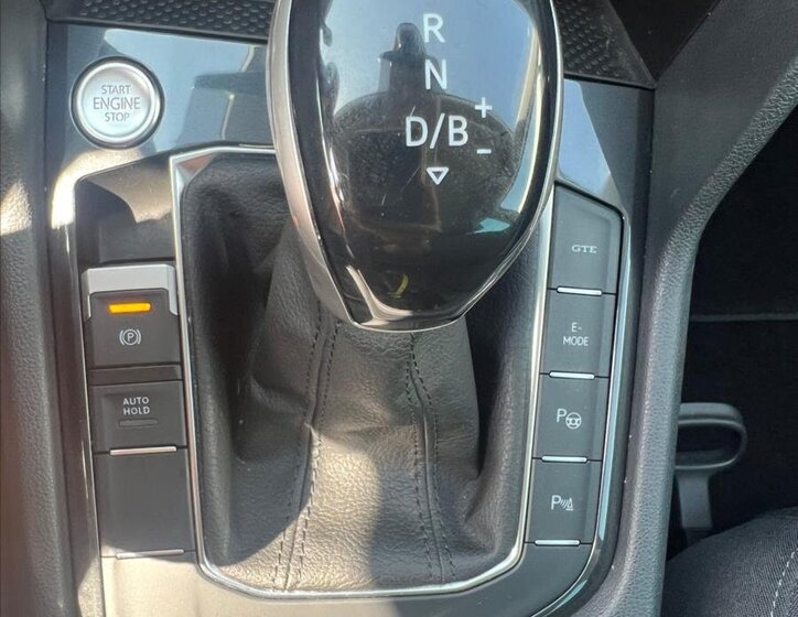 Volkswagen Tiguan SUV 1,4 l 110 kw