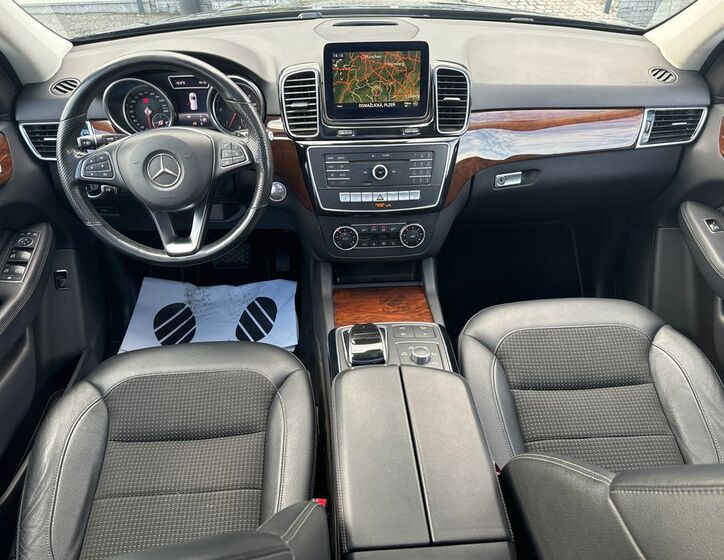 Mercedes-Benz GLE 11