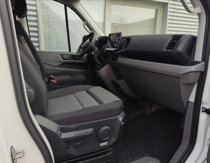 Volkswagen Crafter 18