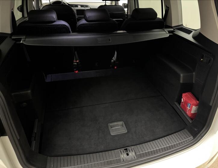 Volkswagen Touran 52