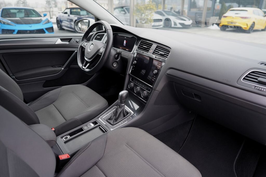 Volkswagen Golf Kombi 1,6 l 85 kw