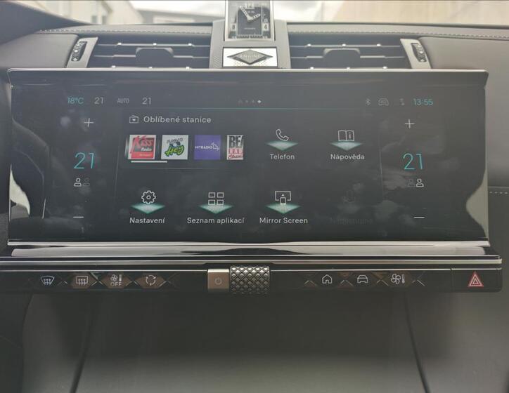 DS Automobiles DS7 13