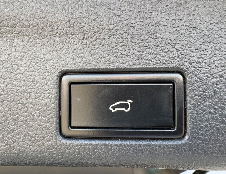 Volkswagen Sharan Kombi 2,0 l 110 kw