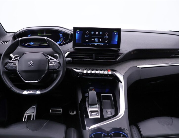 Peugeot 3008 SUV / Terénní 1,6 l 133 kw