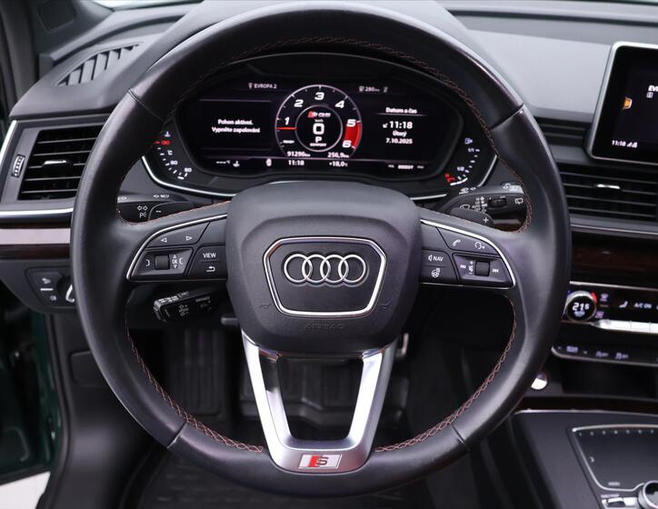 Audi SQ5 20