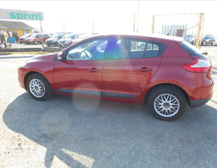 Renault Mégane Hatchback 1,6 l 74 kw