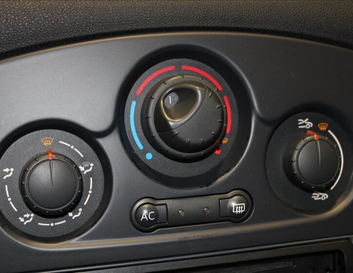 Renault Clio Hatchback 1,1 l 55 kw