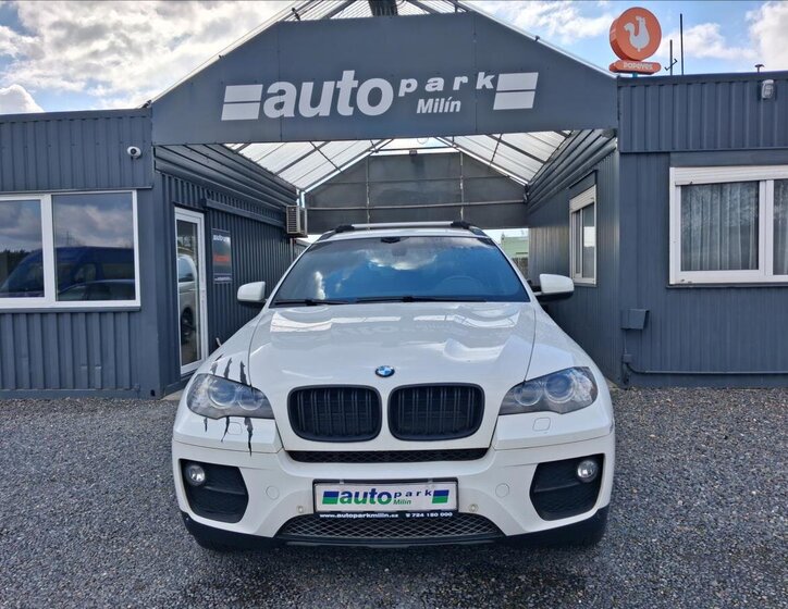 BMW X6 Kombi 3,0 l 180 kw