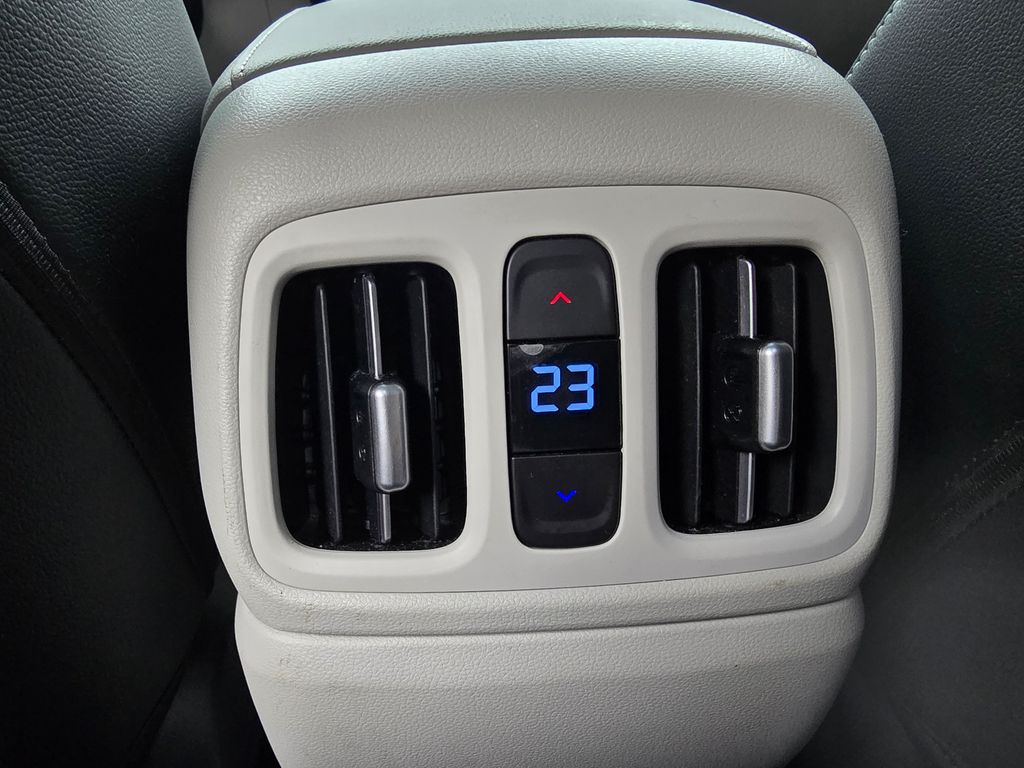 Hyundai Tucson SUV 1,6 l 176 kw