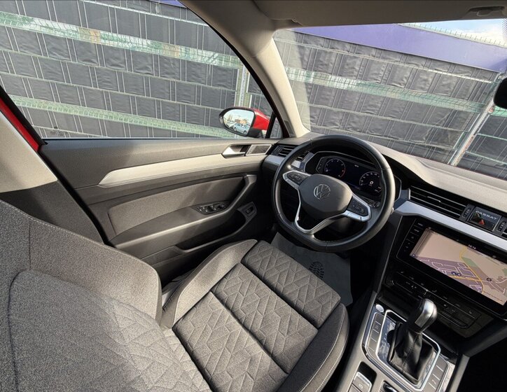 Volkswagen Passat Kombi 2,0 l 90 kw