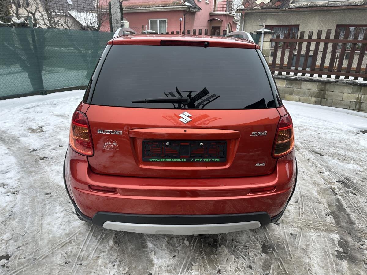 Suzuki SX4 Hatchback 1,6 l 88 kw