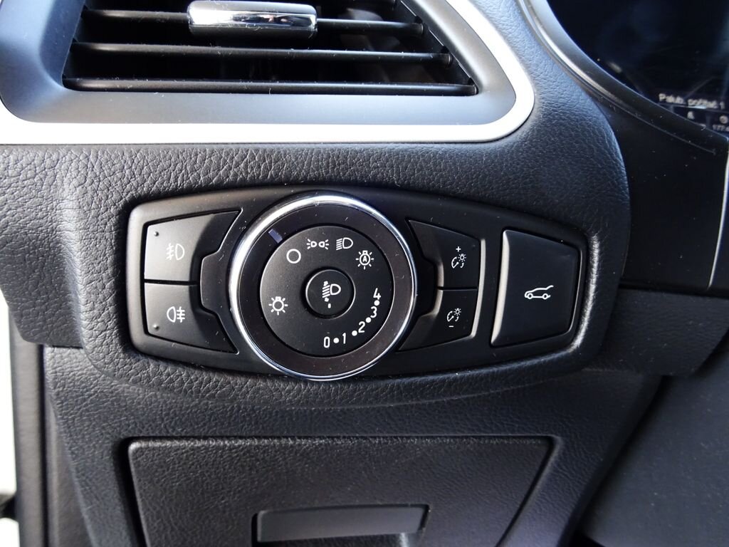 Ford S-MAX MPV 2,0 l 110 kw