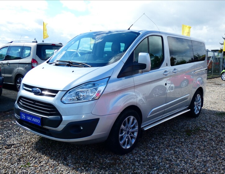 Ford Transit Custom 1