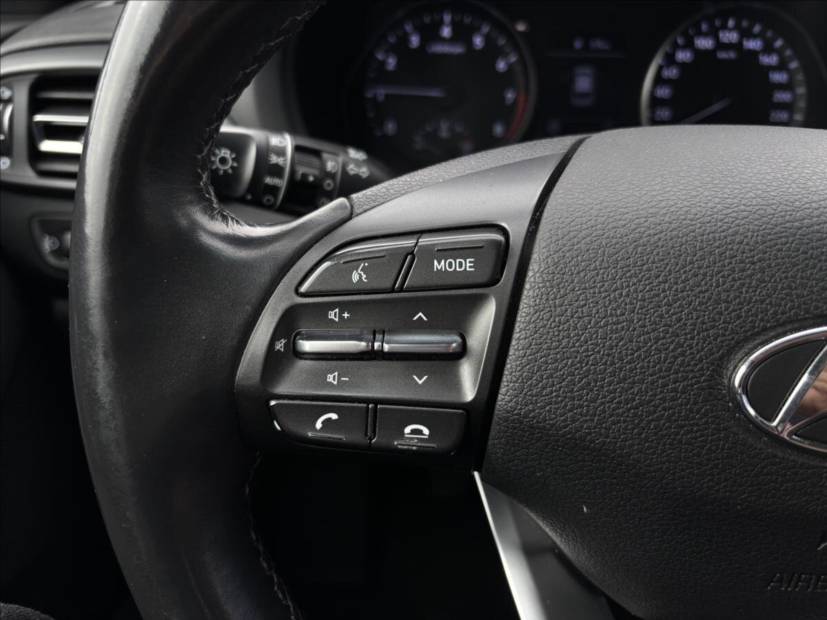 Hyundai i30 Kombi 998,0 88 kw