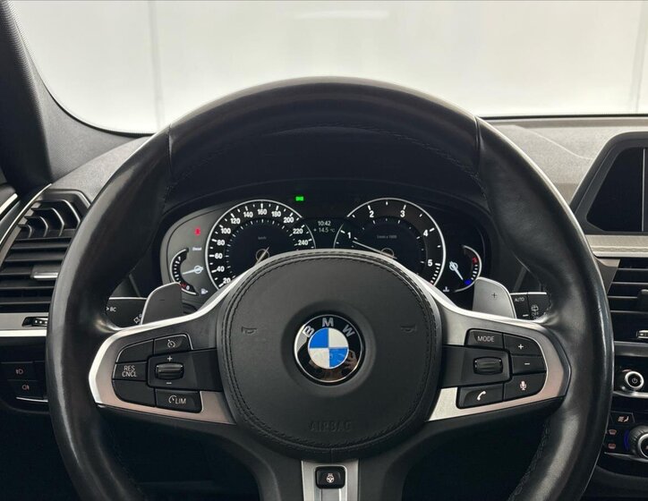 BMW X3 SUV / Terénní 2,0 l 140 kw