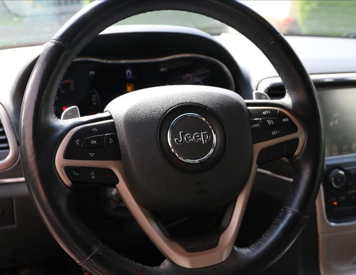 Jeep Grand Cherokee 26