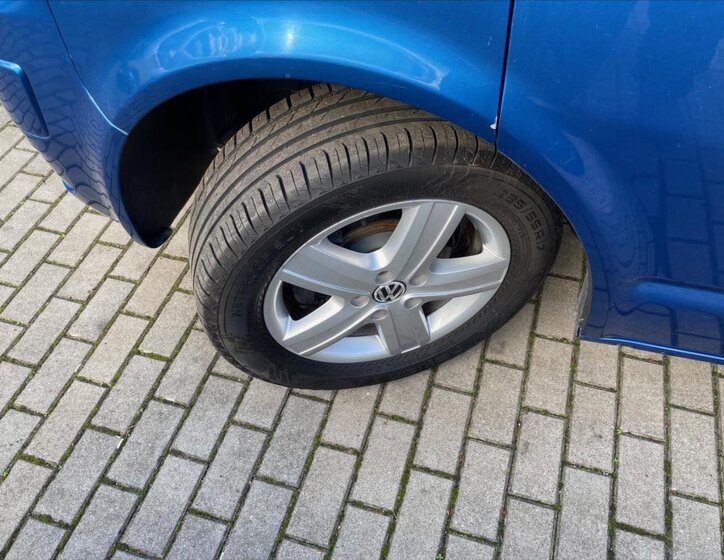 Volkswagen Caravelle 7