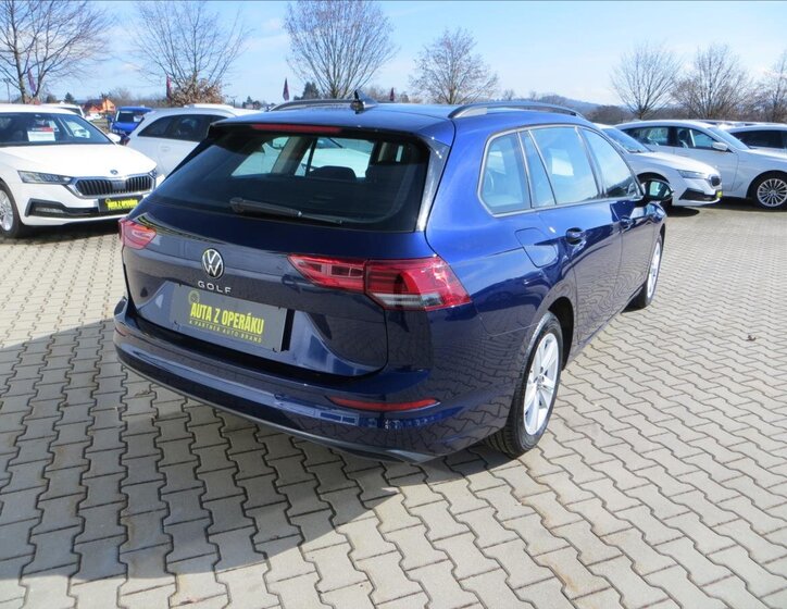 Volkswagen Golf Kombi 2,0 l 85 kw