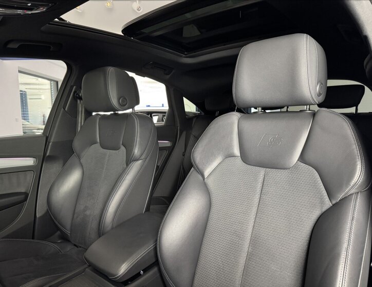 Audi SQ5 SUV / Terénní 3,0 l 251 kw