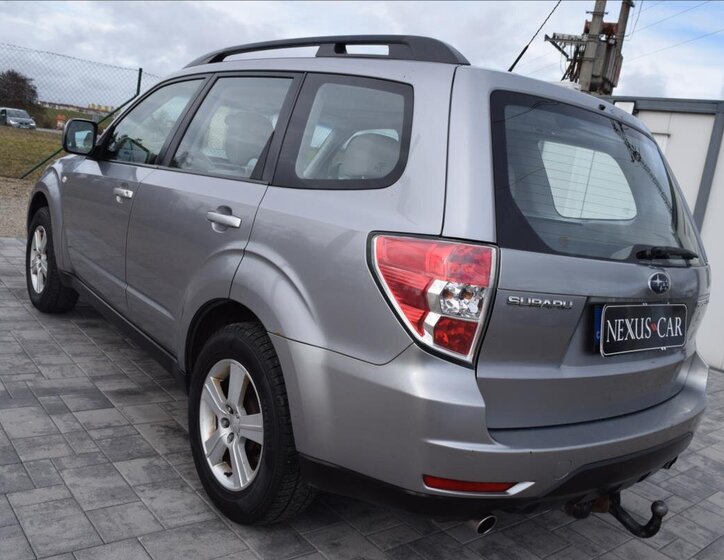 Subaru Forester SUV 2,0 l 110 kw