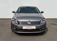 Volkswagen Passat Sedan / Limuzína 2,0 l 130 kw
