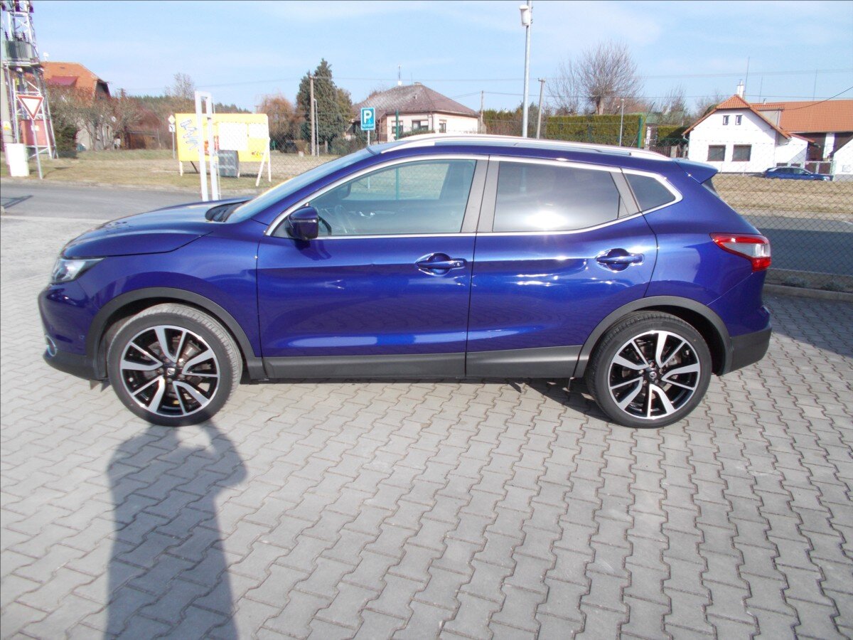 Nissan Qashqai SUV / Terénní 1,6 l 120 kw