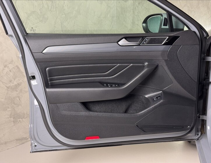 Volkswagen Passat Kombi 2,0 l 110 kw